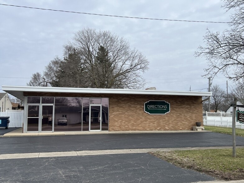 103 E 3rd St, Aroma Park, IL for sale - Building Photo - Image 1 of 24