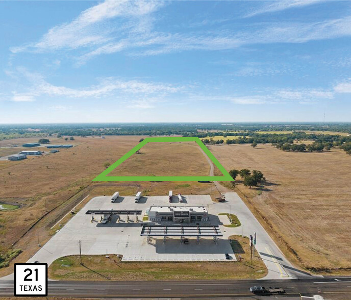 13601 E State Highway 21, Bryan, TX for sale - Building Photo - Image 3 of 4