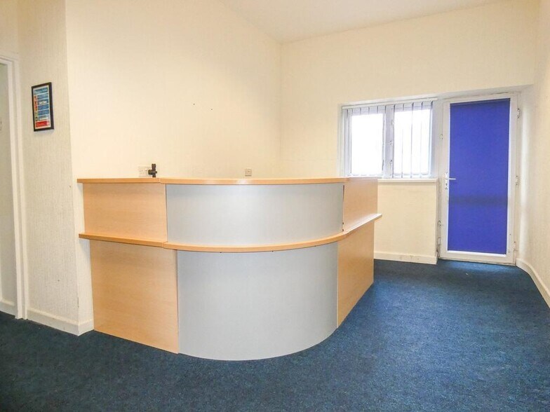 56-56A Station Rd, Port Talbot for lease - Building Photo - Image 2 of 20