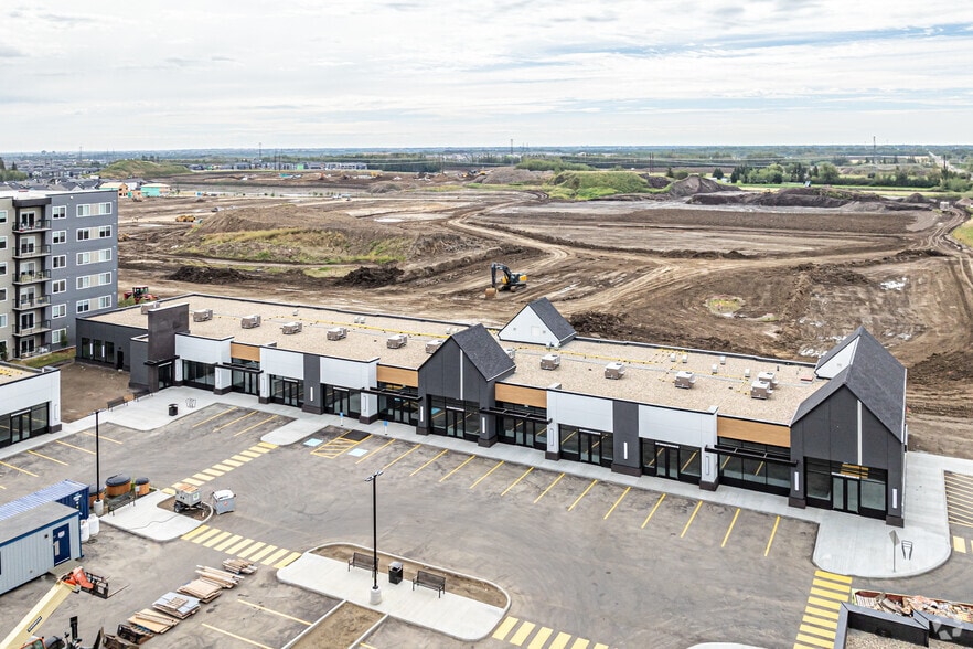 5335 Edgemont Blvd NW, Edmonton, AB for sale - Aerial - Image 2 of 4