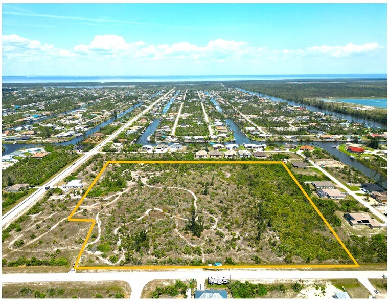 10378 Sunday Dr, Port Charlotte, FL for sale - Aerial - Image 1 of 4