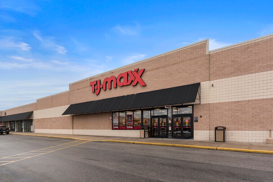 33213437 Tittabawassee Rd, Saginaw, MI 48604