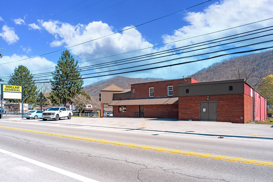12604 Maccorkle Ave, Chesapeake, WV for sale - Building Photo - Image 3 of 5