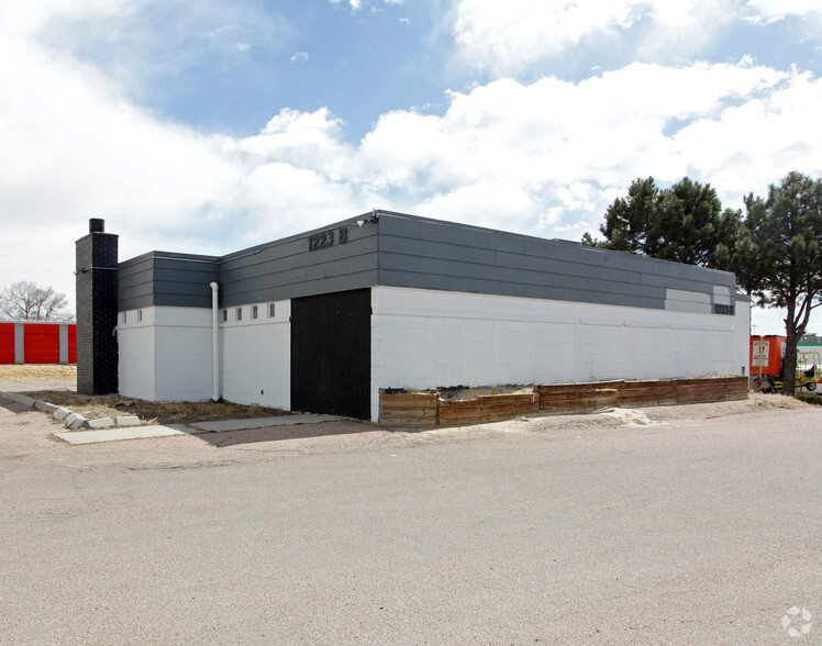 1223 N Academy Blvd, Colorado Springs, CO for lease - Primary Photo - Image 1 of 13