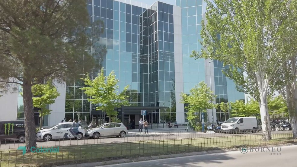 Avenida Partenón, 4-6, Madrid, Madrid for lease - Commercial Listing Video - Image 2 of 23