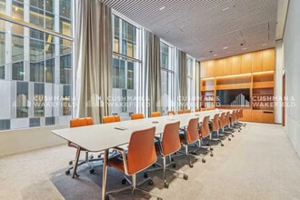 5 Place De La Pyramide, Puteaux for lease Building Photo- Image 1 of 6