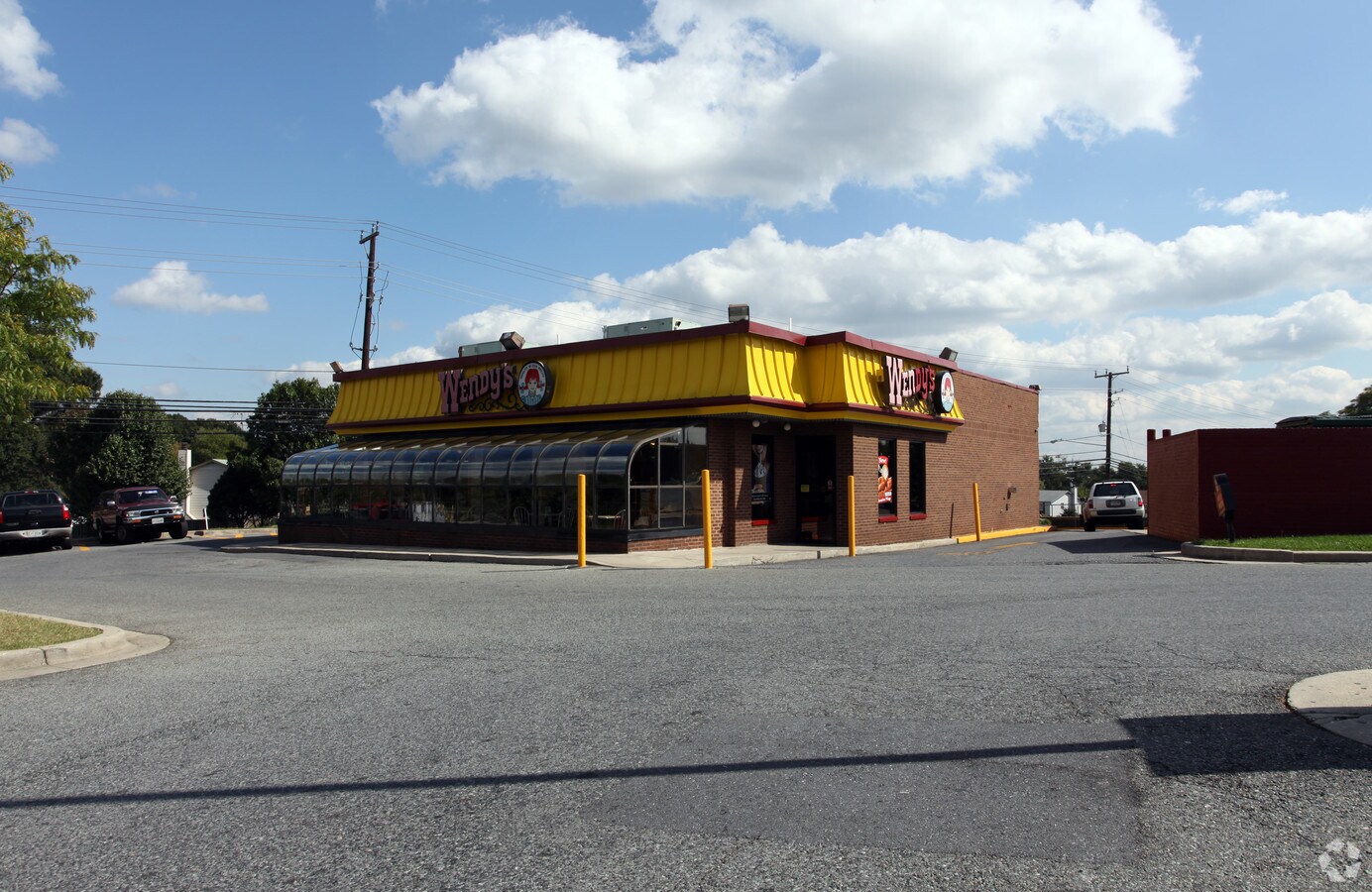 6410 Sargent Rd, Hyattsville, MD 20782