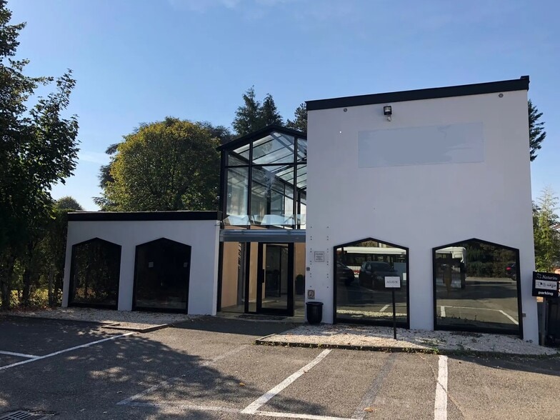  in Lyon for sale - Building Photo - Image 1 of 1