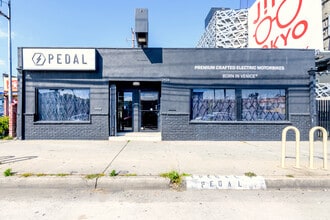 2426 Lincoln Blvd, Venice, CA for lease Building Photo- Image 1 of 15