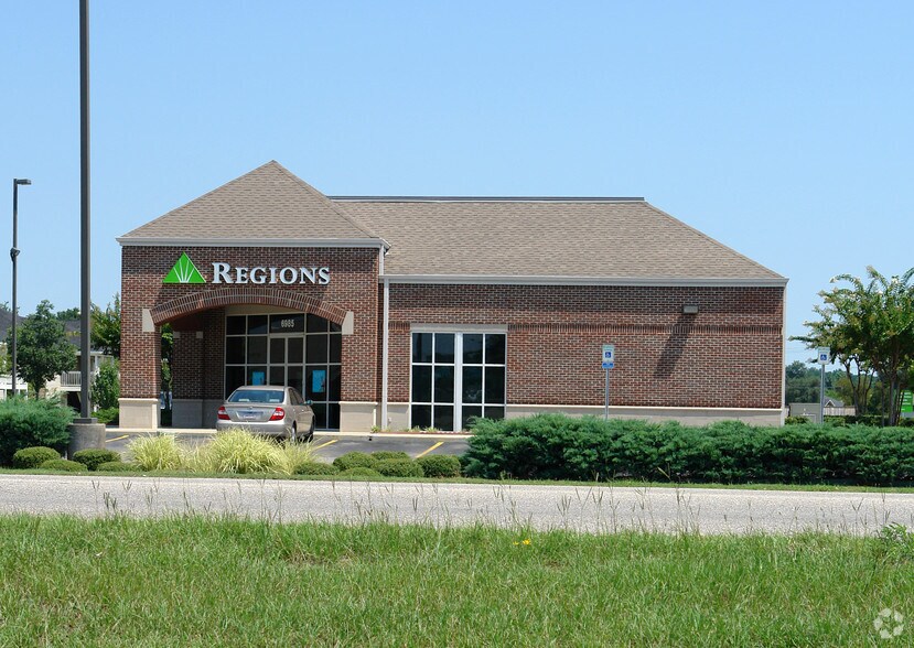 6985 Atlanta Hwy, Montgomery, AL for sale - Primary Photo - Image 1 of 1