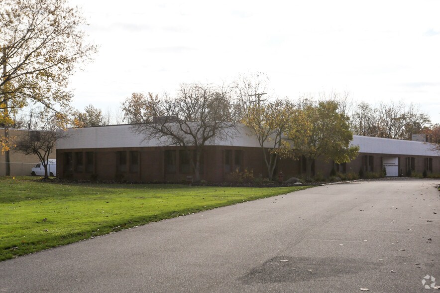 32200 Solon Rd, Solon, OH for sale - Primary Photo - Image 1 of 1