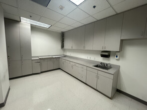 180 E Ocean Blvd, Long Beach, CA for lease Interior Photo- Image 2 of 4