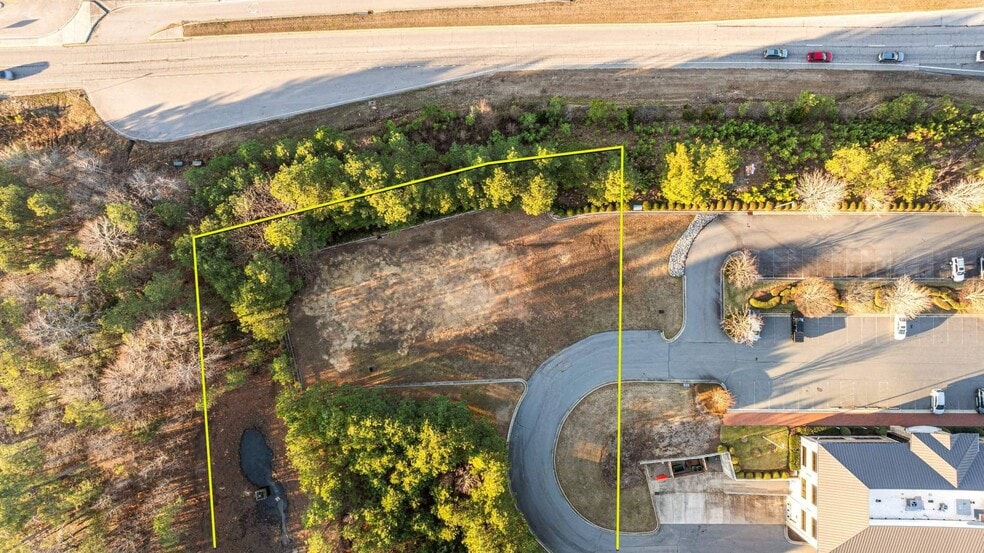 1320 Corporate Chaplain Drive, Wake Forest, NC for sale - Building Photo - Image 2 of 16