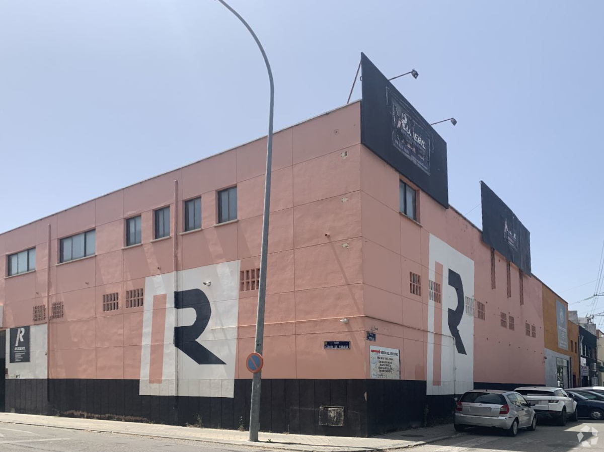 Industrial in Alcorcón, MAD for sale Primary Photo- Image 1 of 13