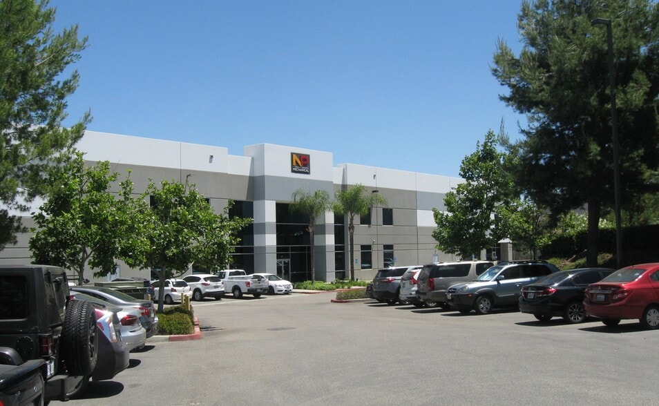 9225 Stellar Ct, Corona, CA for lease - Building Photo - Image 1 of 4