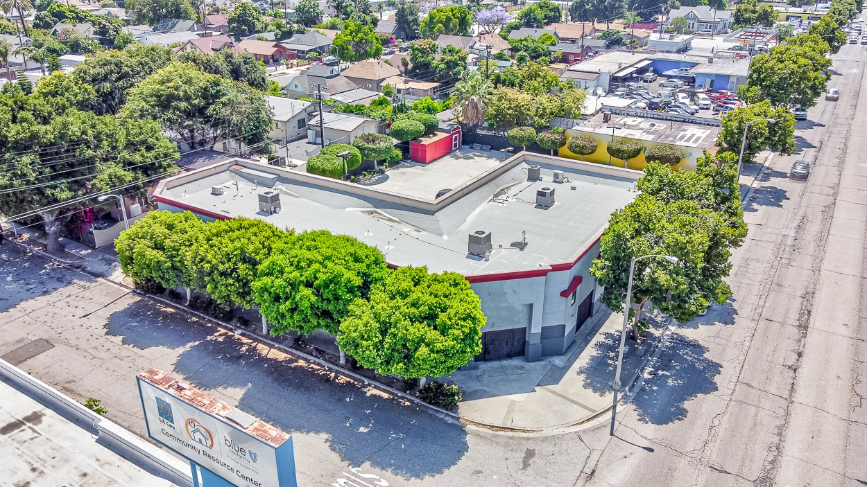 702 W Holt Ave, Pomona, CA for lease Primary Photo- Image 1 of 23