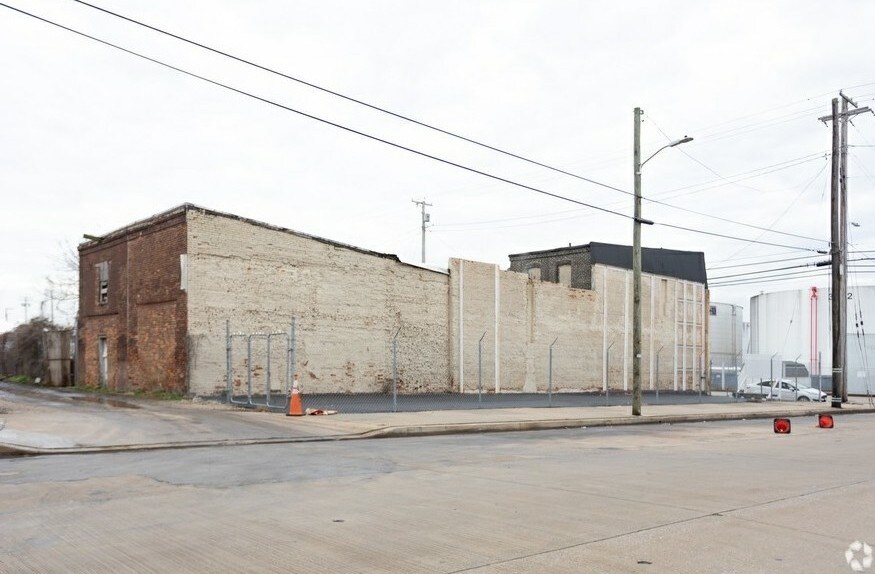 1701 S Clinton St, Baltimore, MD for sale Primary Photo- Image 1 of 1