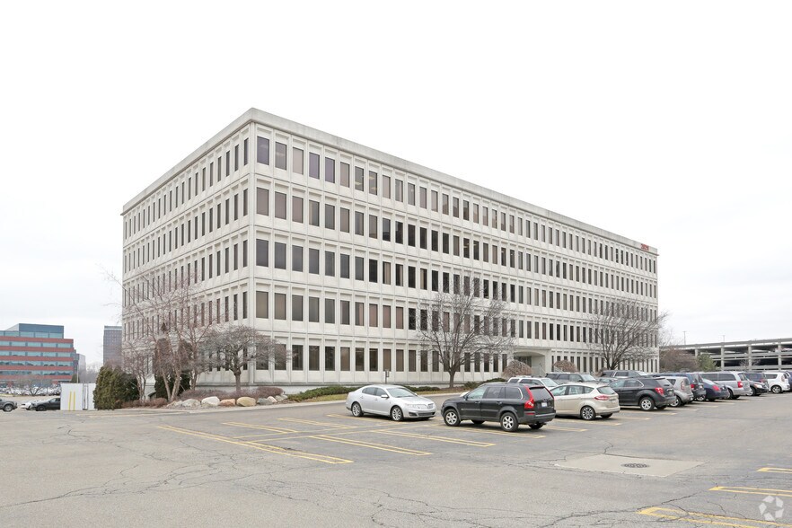 26211 Central Park Blvd, Southfield, MI 48076 Office for Lease