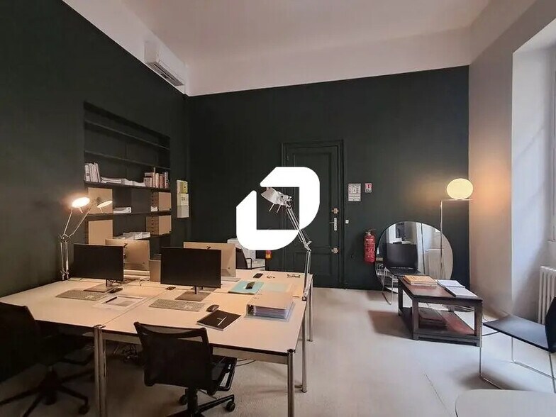 Office in Bordeaux for lease - Building Photo - Image 3 of 5