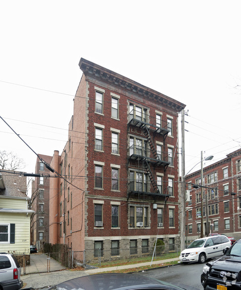 30 E 4th St, Mount Vernon, NY for sale - Building Photo - Image 3 of 5