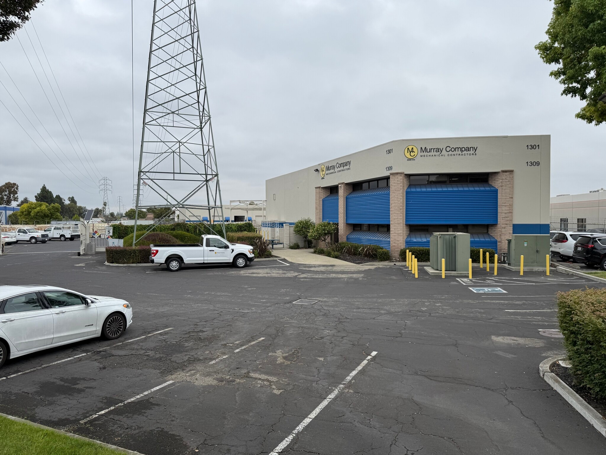 1301 Laurelwood Rd, Santa Clara, CA for lease Building Photo- Image 1 of 15