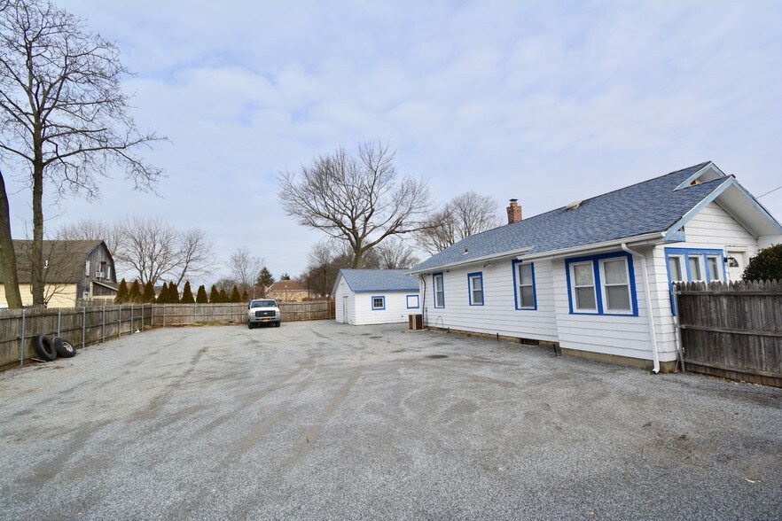 175 3rd St, Saint James, NY for sale - Building Photo - Image 1 of 1