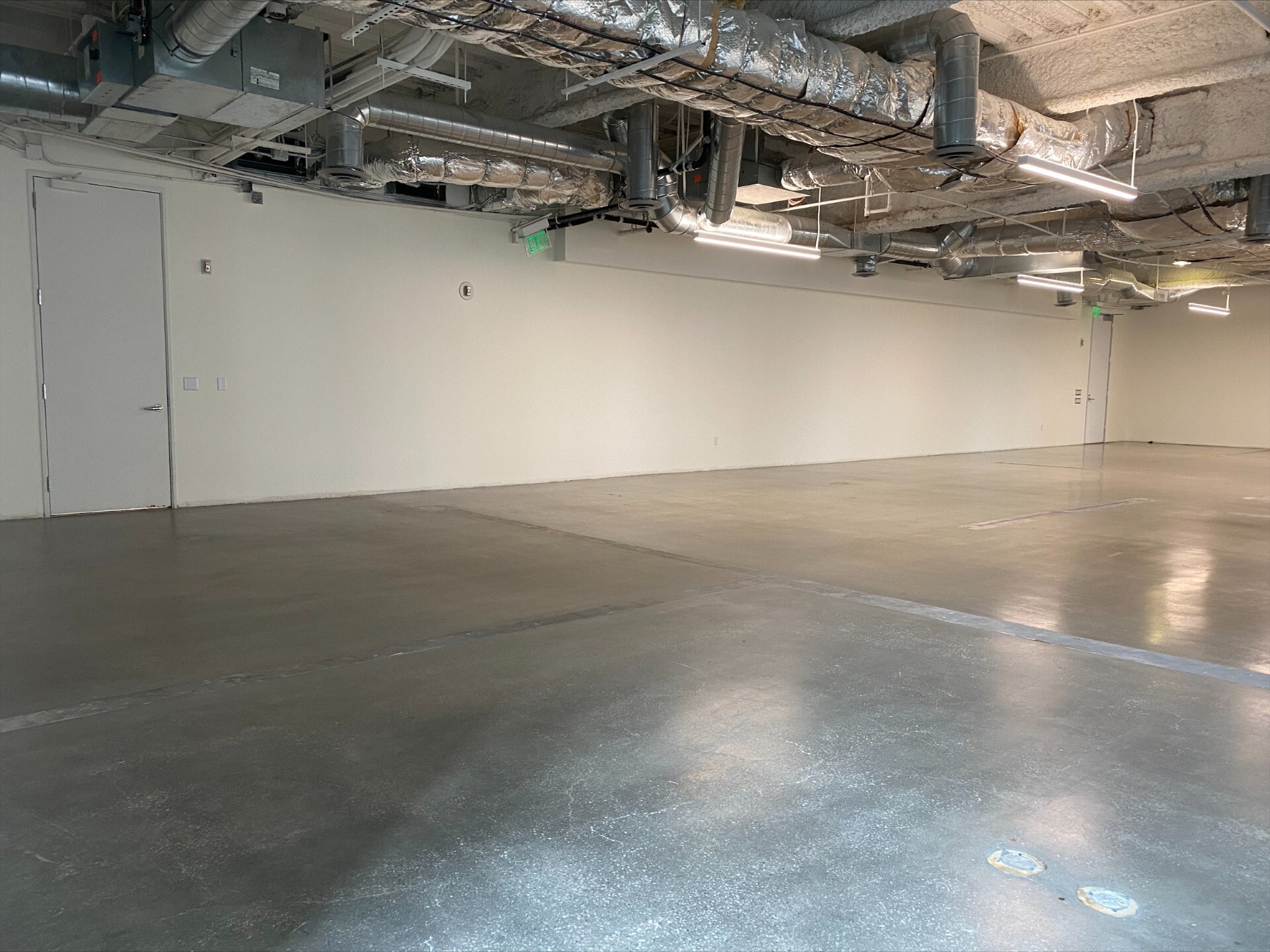 550 S Hope St, Los Angeles, CA for lease Interior Photo- Image 1 of 4