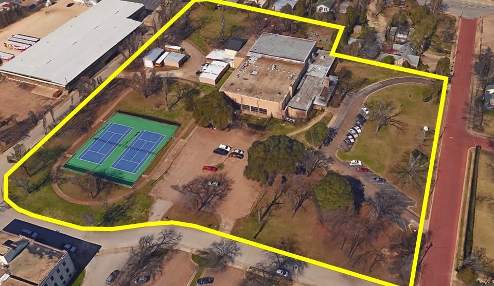 225 S Vine Ave, Tyler, TX for sale - Primary Photo - Image 1 of 1