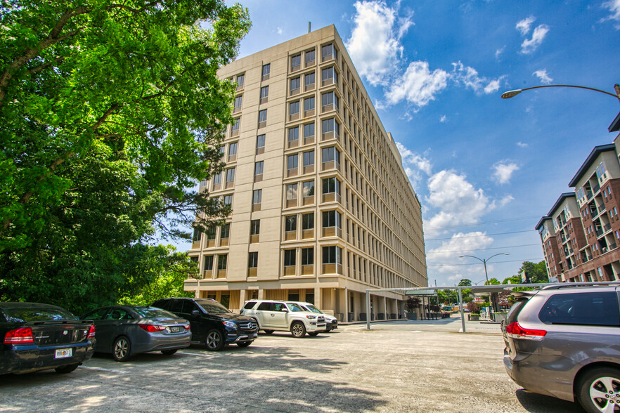 6065 Roswell Rd NE, Atlanta, GA for lease - Building Photo - Image 3 of 18