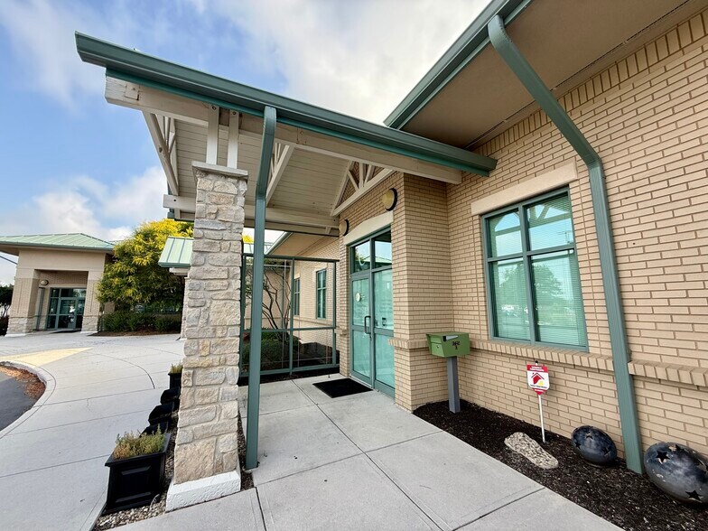 1725 Western Ave, Findlay, OH for sale - Building Photo - Image 1 of 34