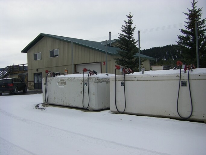 47212 Gallatin Rd, Gallatin Gateway, MT for sale - Primary Photo - Image 1 of 1