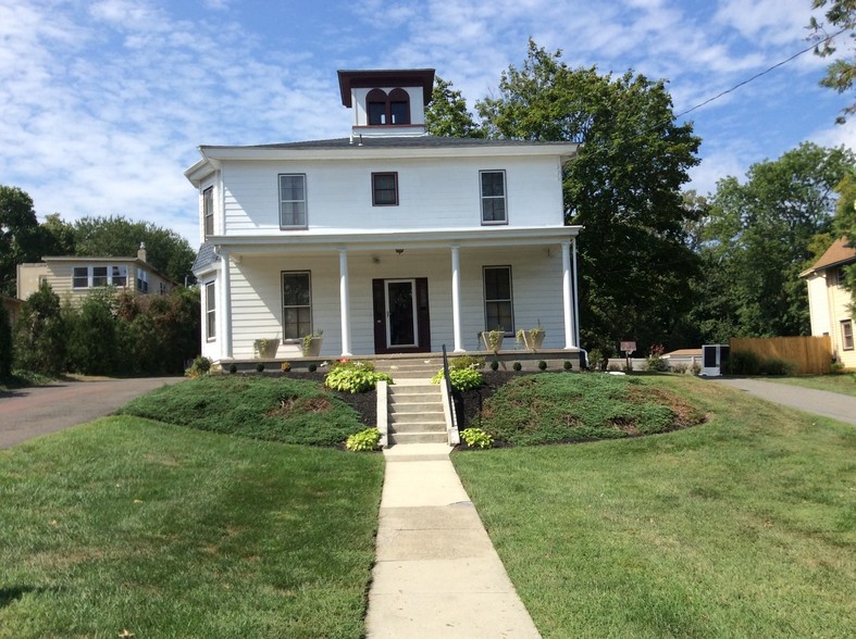 10 S Main St, Mullica Hill, NJ for sale - Building Photo - Image 1 of 1