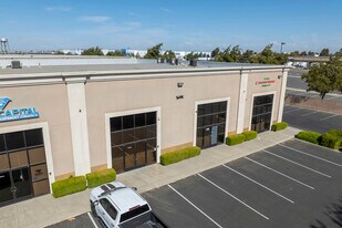 ±1500 SF | 17916 Murphy Pkwy - Warehouse