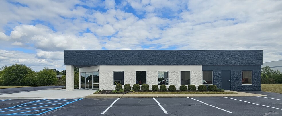 9003 Technology Ln, Fishers, IN for lease - Building Photo - Image 3 of 18