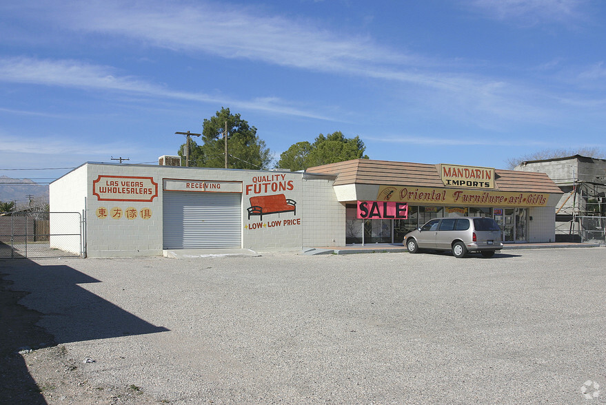 2167 N Decatur Blvd, Las Vegas, NV for lease - Building Photo - Image 2 of 21