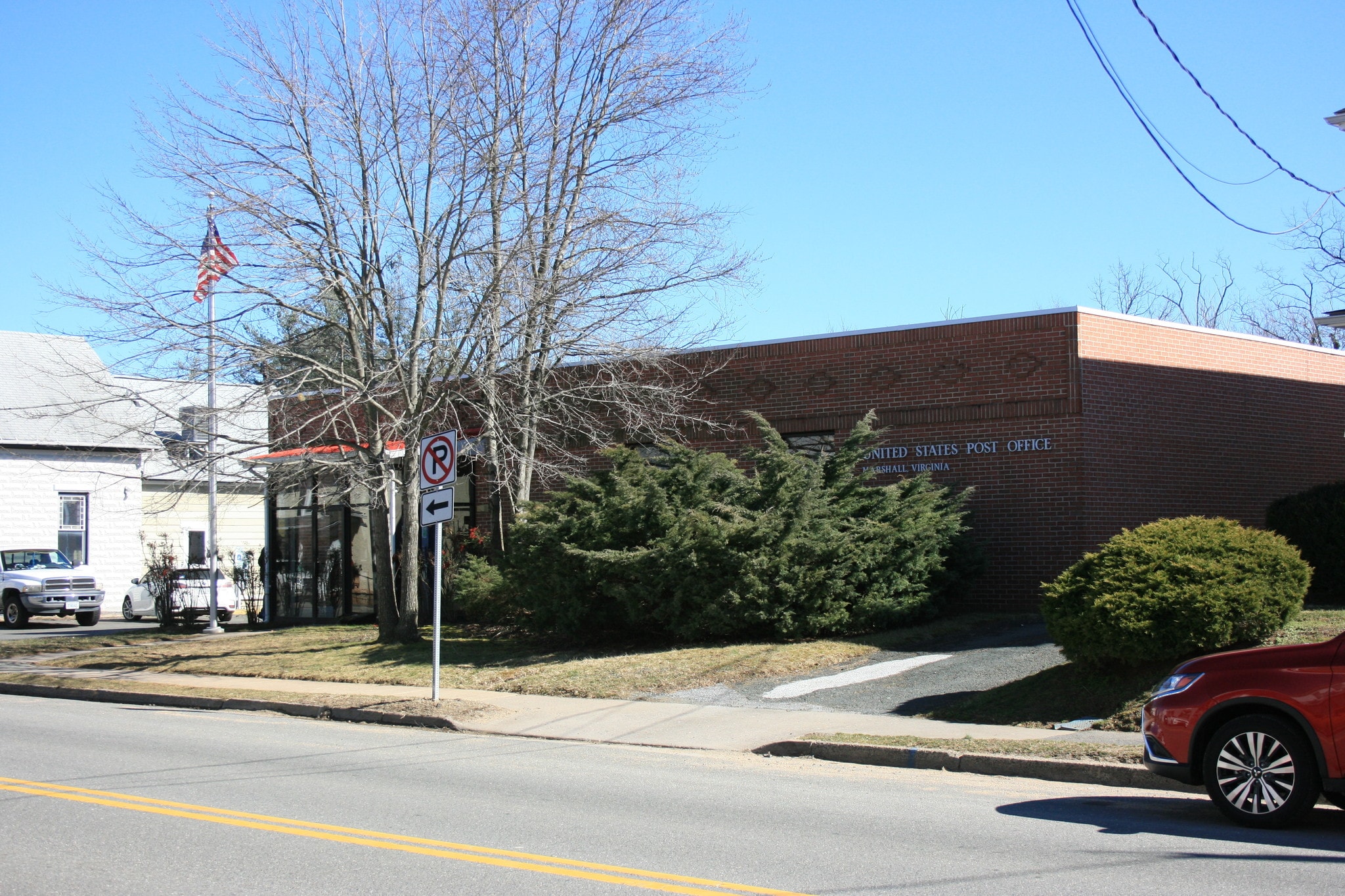 8361 W Main St, Marshall, VA for sale Primary Photo- Image 1 of 1