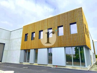 More details for Multiple Space Uses for Lease