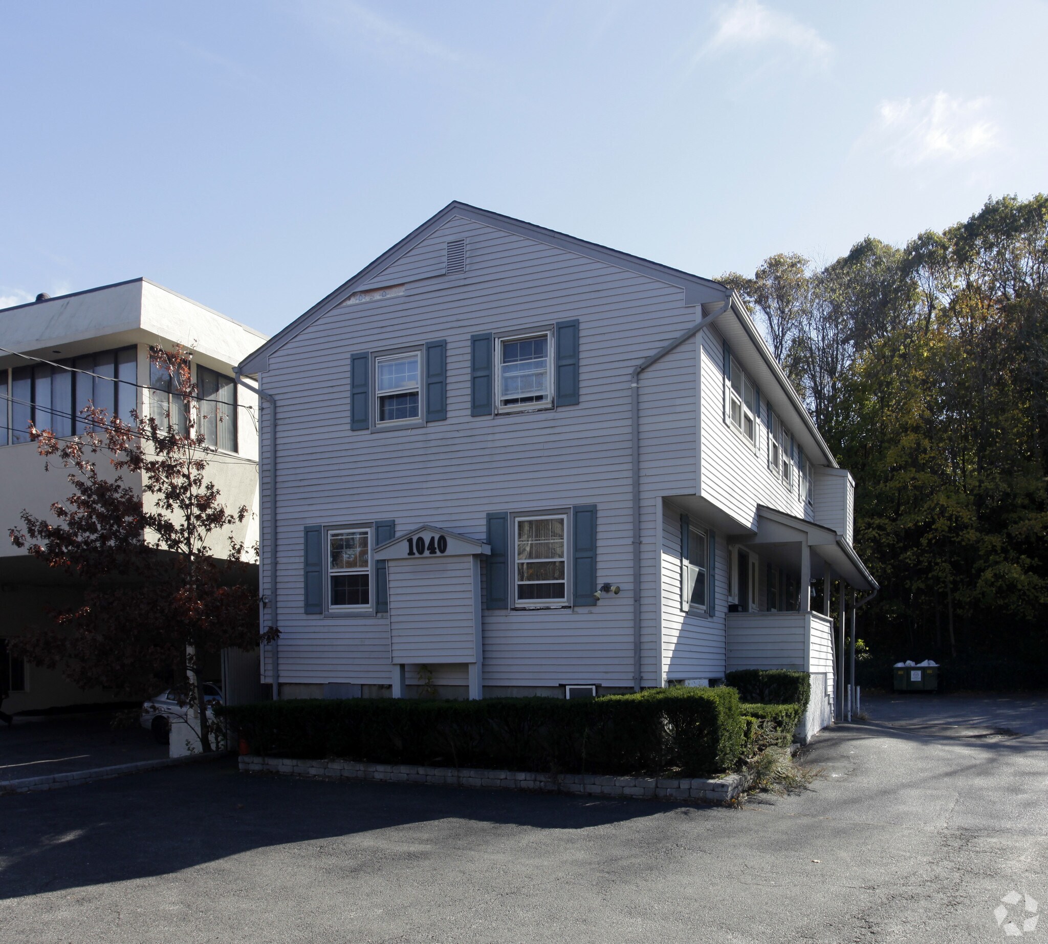 1040 W Jericho Tpke, Smithtown, NY for sale Primary Photo- Image 1 of 1