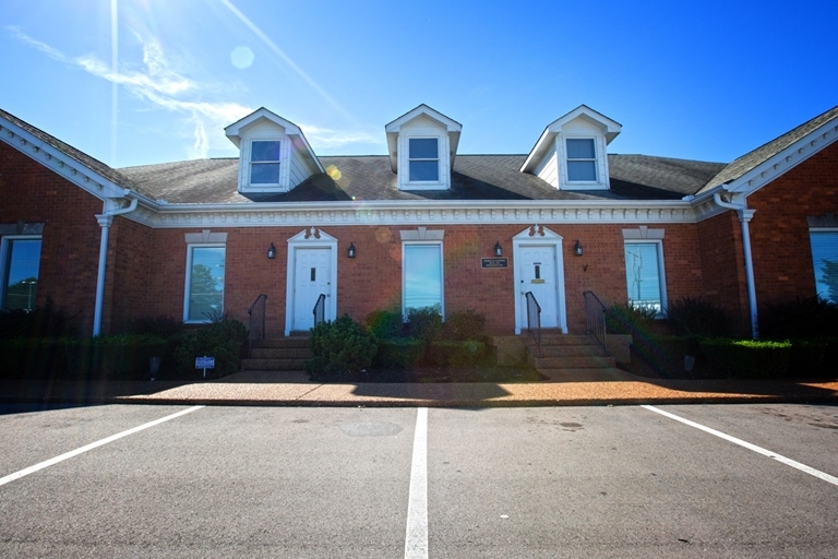 210 Enon Springs Rd E, Smyrna, TN for lease - Building Photo - Image 2 of 9