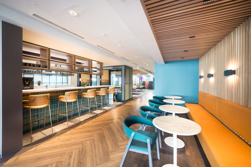 2 Portman St, London for lease - Interior Photo - Image 2 of 6