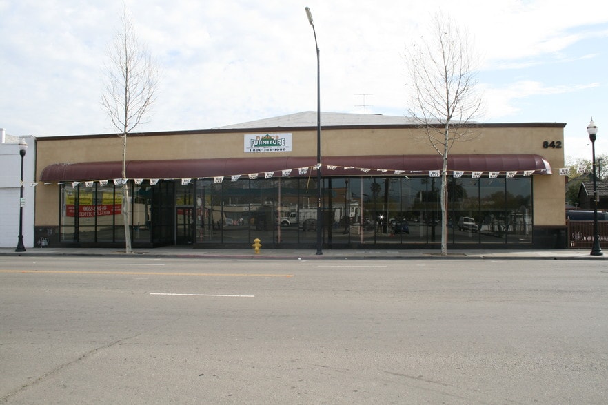 842 S 1st St, San Jose, CA for lease - Building Photo - Image 2 of 7