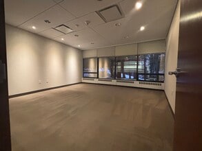 555 Pleasantville Rd, Briarcliff Manor Village, NY for lease Building Photo- Image 1 of 1