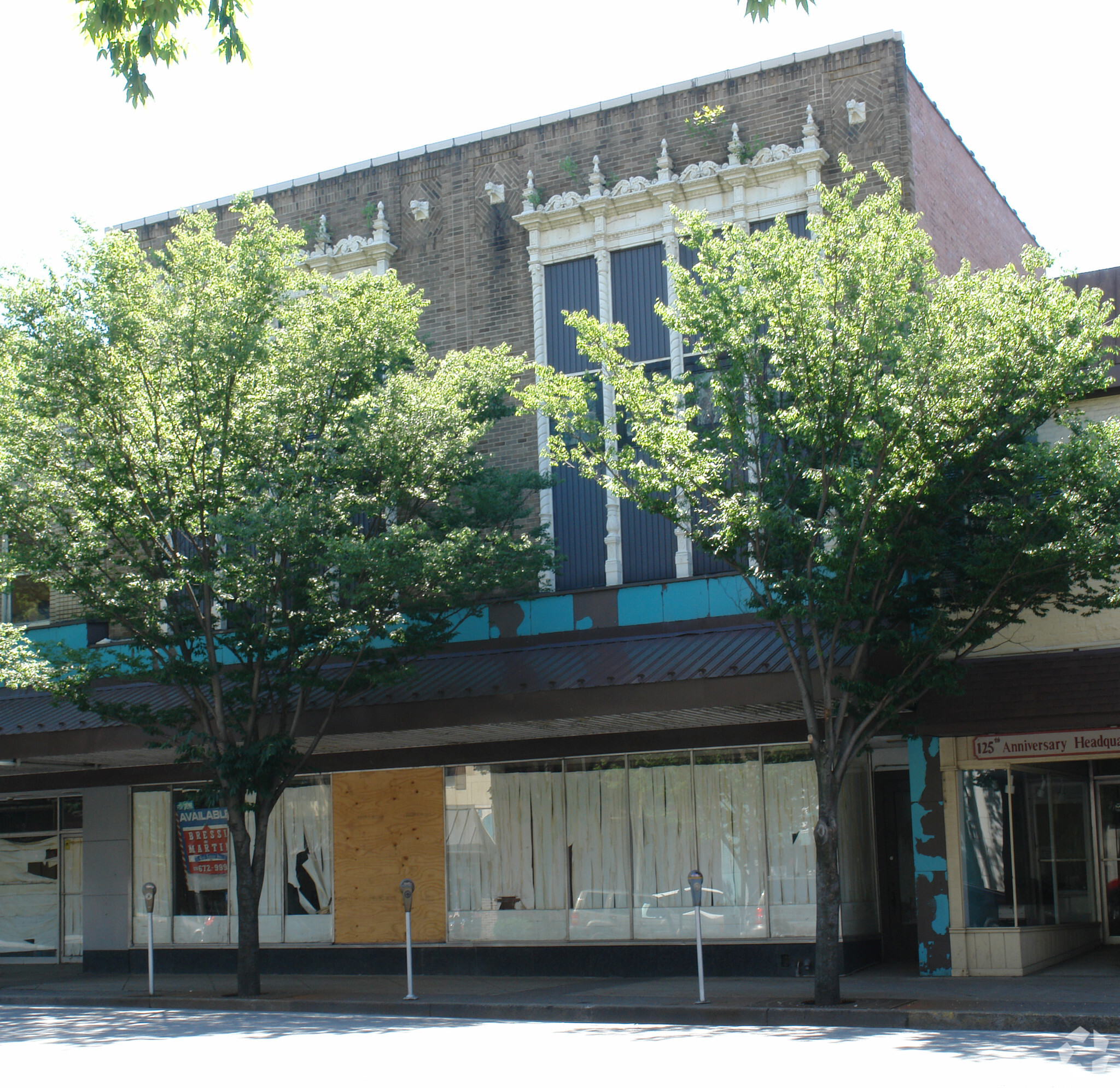 6-20 E Independence St, Shamokin, PA for sale Primary Photo- Image 1 of 1