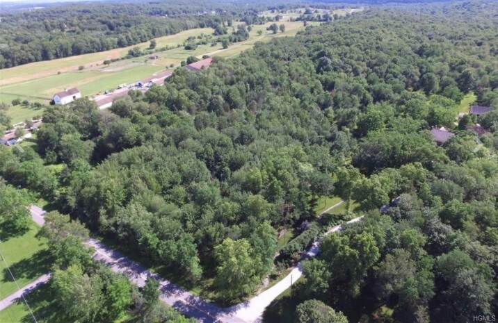 49 Axworthy Ln, Goshen, NY for sale - Primary Photo - Image 1 of 1