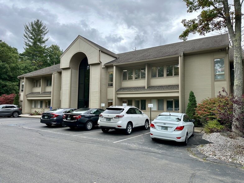 103 Stiles Rd, Salem, NH for lease - Building Photo - Image 3 of 16