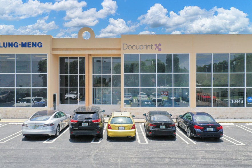 10418-10490 NW 31st Ter, Doral, FL for lease - Primary Photo - Image 3 of 37