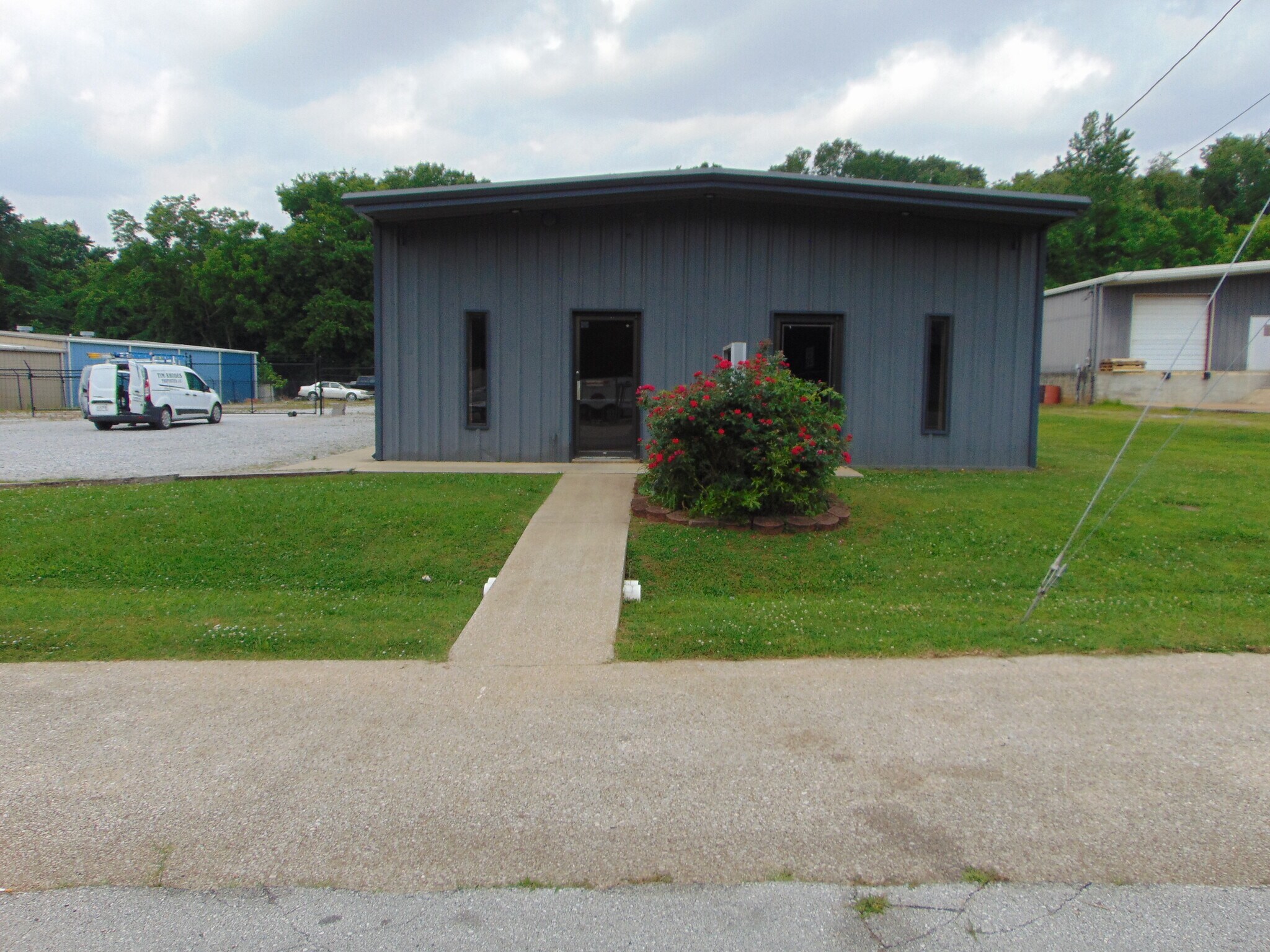 707 N Broadway St, Florence, AL for sale Primary Photo- Image 1 of 1