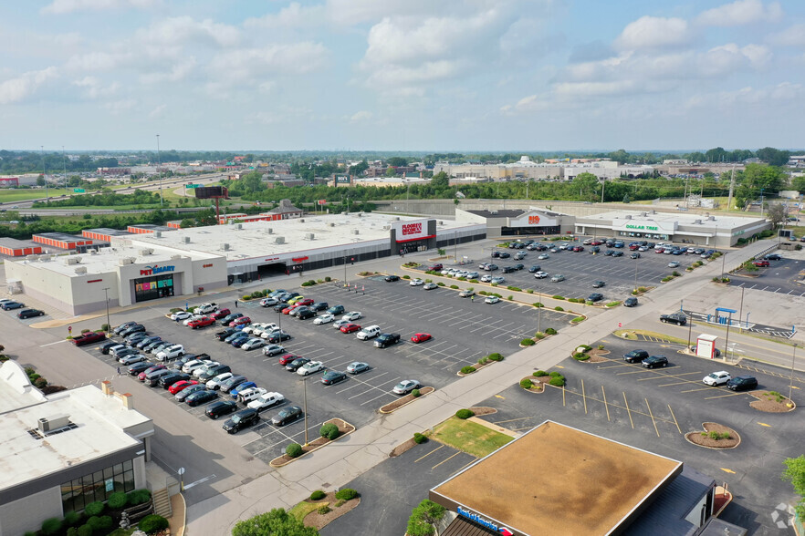 4411-4491 Lemay Ferry Rd, Saint Louis, MO for lease - Building Photo - Image 2 of 3