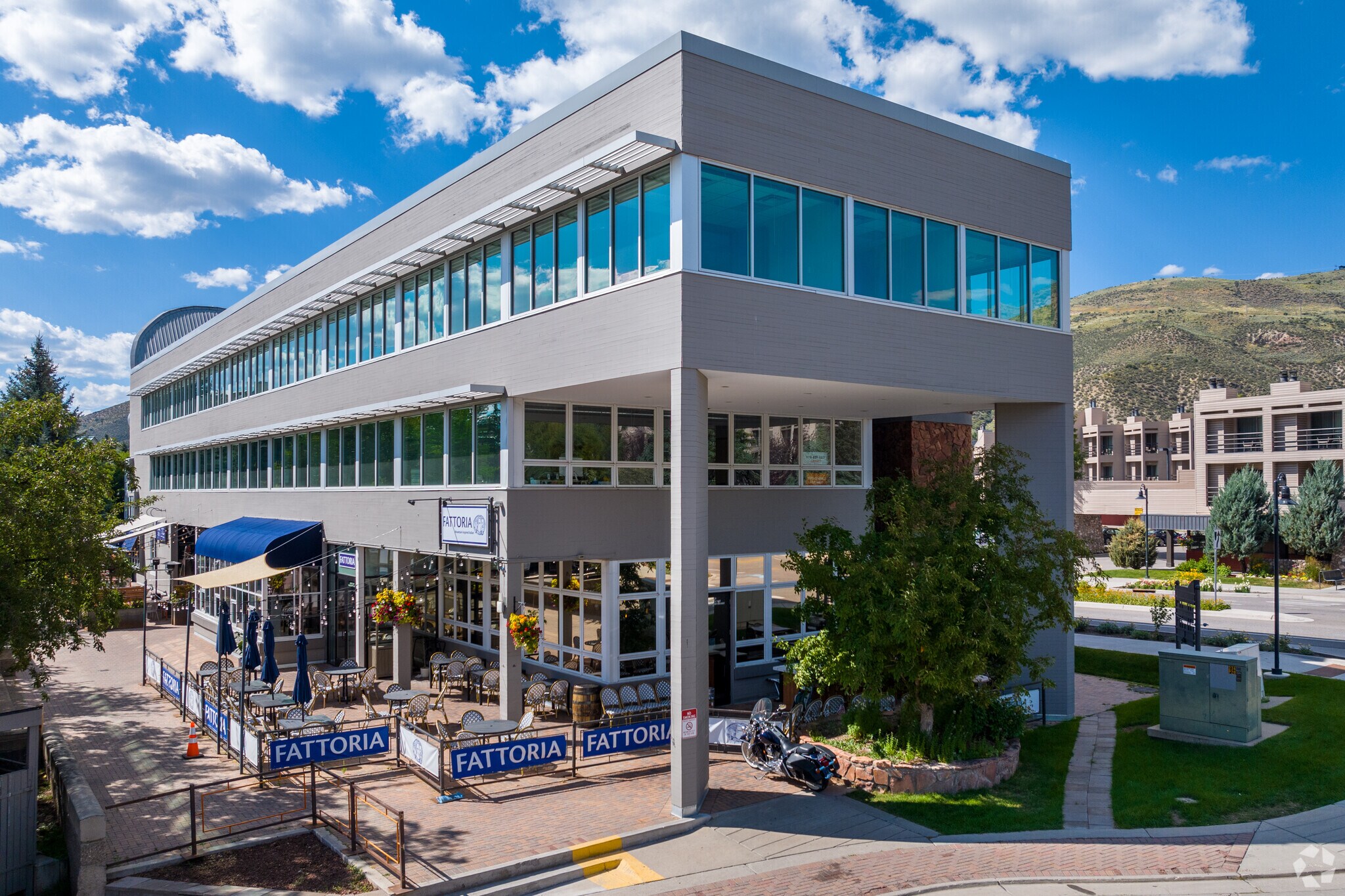 48 E Beaver Creek Blvd, Avon, CO 81620 Benchmark Plaza