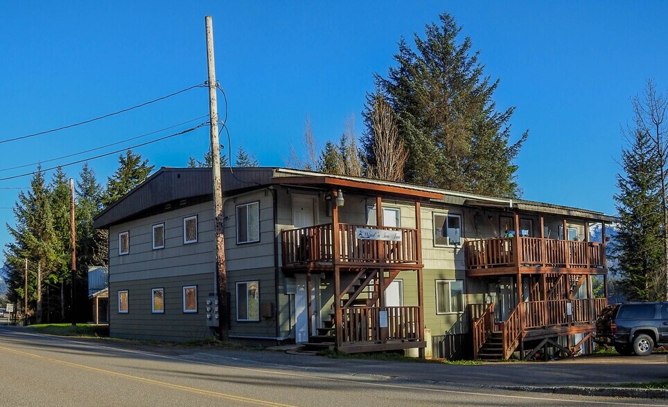 527 Garteeni hwy, Hoonah, AK for sale - Primary Photo - Image 1 of 7